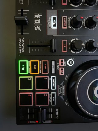 Hercules DJControl Inpulse 200 Controlador DJ