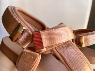 Sandalias Plataforma Doradas y Rosas