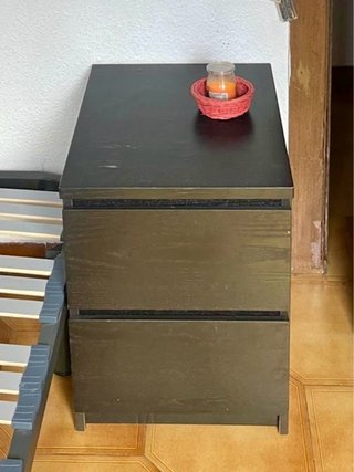 Mesita de noche IKEA negra