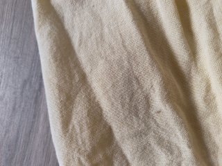 Camisa amarilla de manga larga