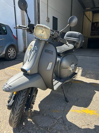 Scomadi 125cc Gris Scooter