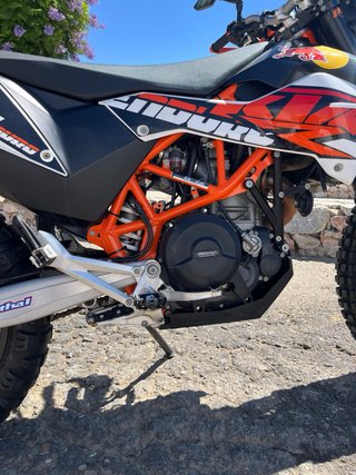KTM 690 Enduro R Naranja/Blanca