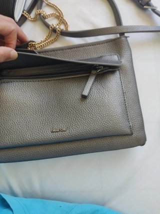 Bolso Parfois Gris con Bolsillo Delantero Med25x18