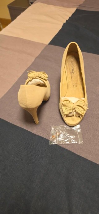 Zapatos Corina Beige Peep Toe