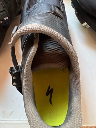Zapatillas Ciclismo BH y la specialized talla 42