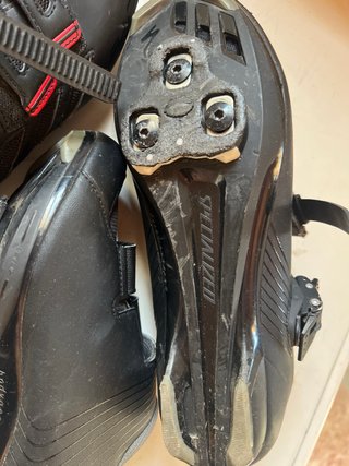 Zapatillas Ciclismo BH y la specialized talla 42