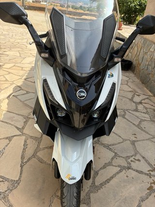 SYM Cruisym 300 Maxi Scooter