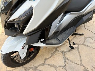 SYM Cruisym 300 Maxi Scooter