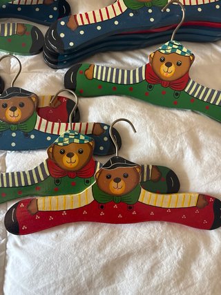 Perchas infantiles de madera con ositos 15 unidade