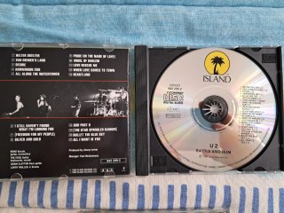 3 Cd's de U2.