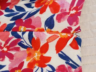 Vestido Naf Naf estampado floral