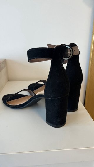 Tacones Mary Paz Negros Terciopelo Talla 39
