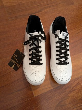 NUEVAS Zapatillas CAFE DU CYCLISTE ROAD talla 43