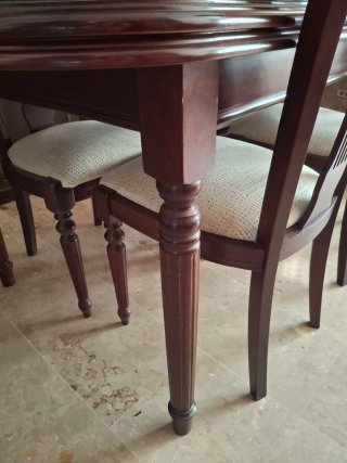 Mesa comedor extensible + 4 sillas