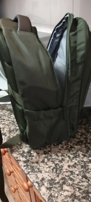 Mochila verde 3 departamentos