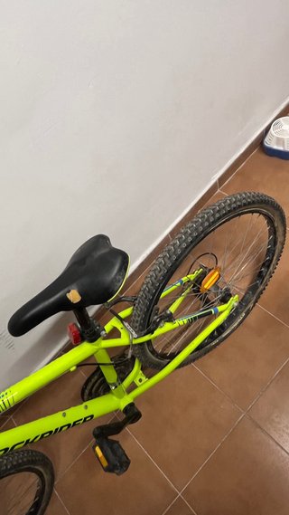 Bicicleta Rockrider amarilla niño