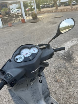 Honda Dylan 125 Scooter Negra