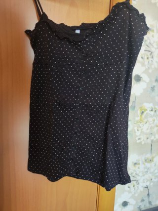 Blusa de lunares negra con tirantes