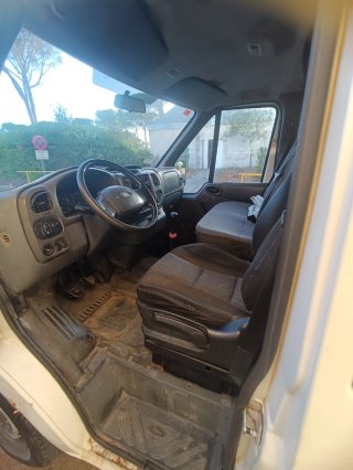 Ford Transit 2000