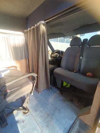 Ford Transit 2000