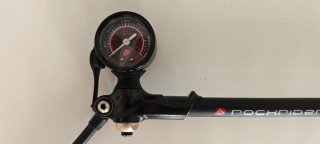 Bomba de alta presión para bicicleta Rockrider