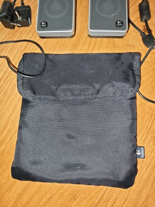 Altavoces Logitech V10 Portátiles