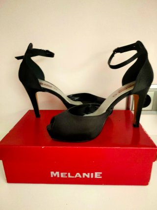 Zapatos de vestir con tacón Melanie negros