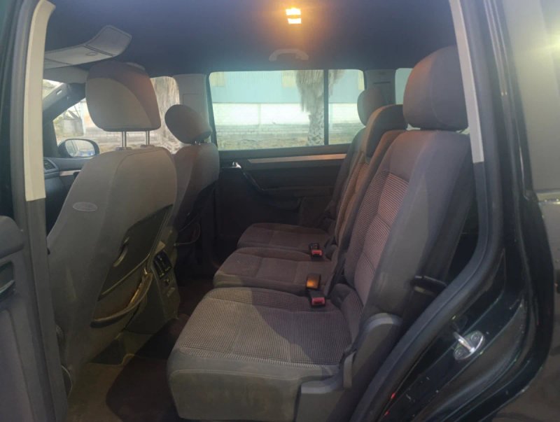 Volkswagen Touran 1.9 TDI Advance 2006, foto 9