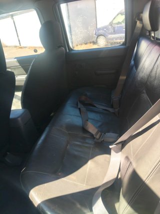 Nissan navara  pickup  2003