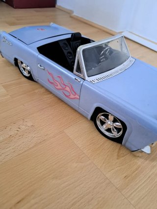 Coche Bratz