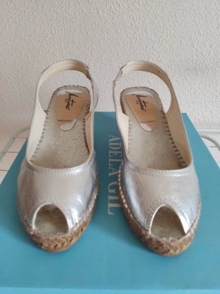Sandalias cuña Montané talla 39