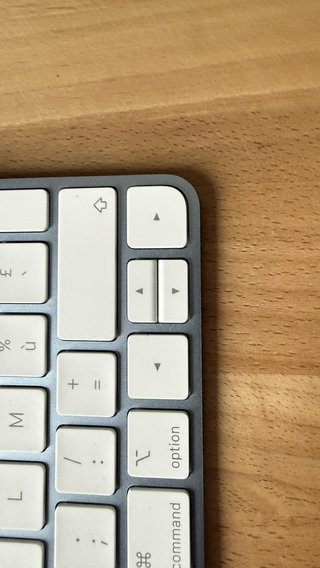 Combo Teclado Magic Touch ID Frances + Mouse Apple