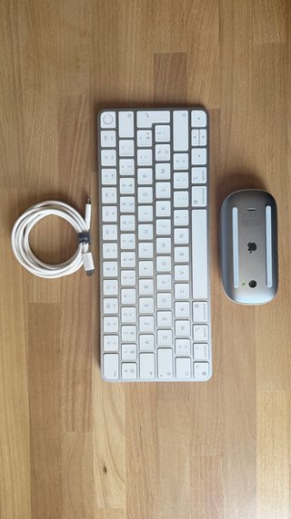Combo Teclado Magic Touch ID Frances + Mouse Apple