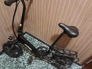 Bicicleta eléctrica plegable