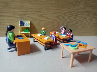 Playmobil la vuelta al cole