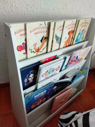 Librería infantil blanca 88 cm x 80 x30
