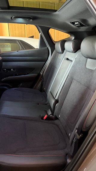 HYUNDAI TUCSON HEV 239CV | 9.000 KM | MAYO 2026