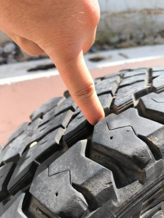 Neumáticos Cooper 235/85 R16