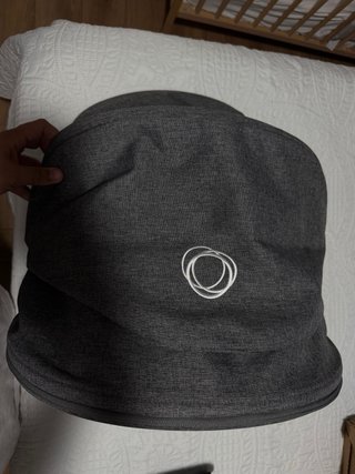 Bugaboo Capota y Cubrepies Gris