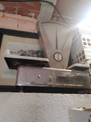 Balanza antigua SAST