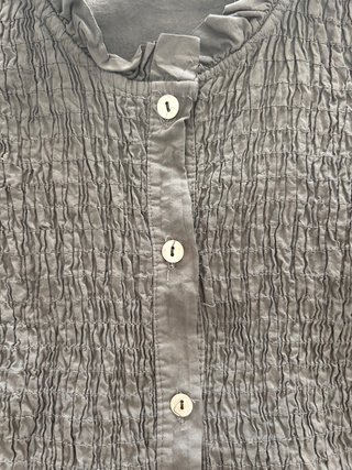 Blusa gris verano fina