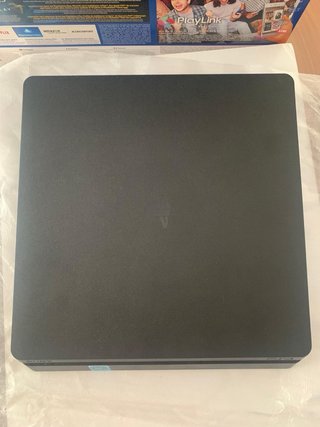 PS4 Slim 500GB + 2 Mandos + Juegos