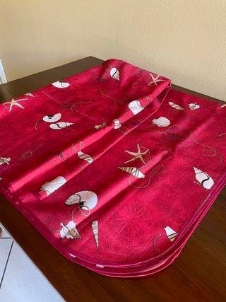 Tovaglia Ovale Antimacchia Rossa