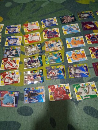65 Cromos Adrenalyn La Liga 22-23 + Lata