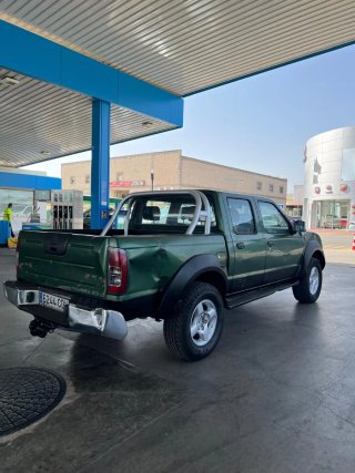 Nissan Navara 2004