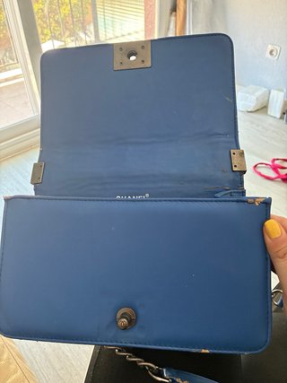 Bolso estilo firma  Azul Eléctrico