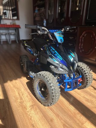 Quad infantil casi sin usar