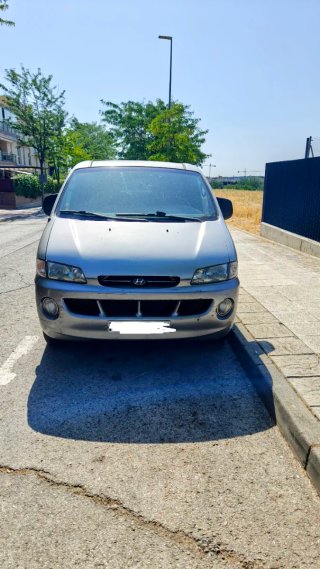 Hyundai H-1 1999