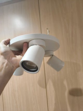 Lámpara de techo blanca del Ikea