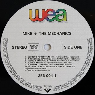MIKE + THE MECHANICS - Living Years